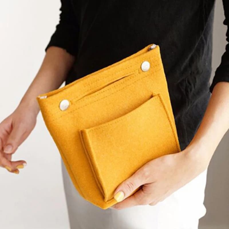 Women Felt Travel Insert Organizer Handbag Hot Organizer Insert Bag Purse Large Liner Lady Makeup Cosmetic Bag Cheap Female Tote